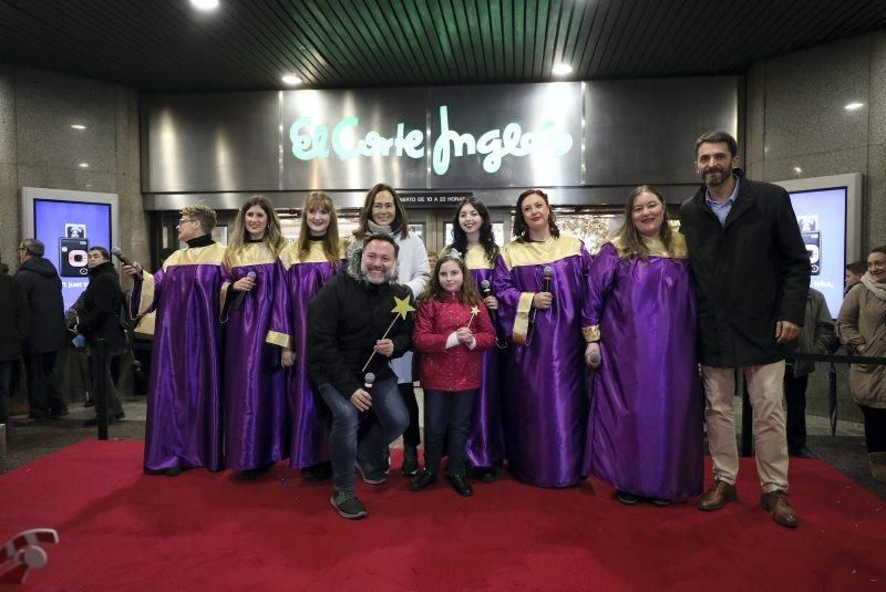 Encendida de luces en los centros comerciales de Zaragoza