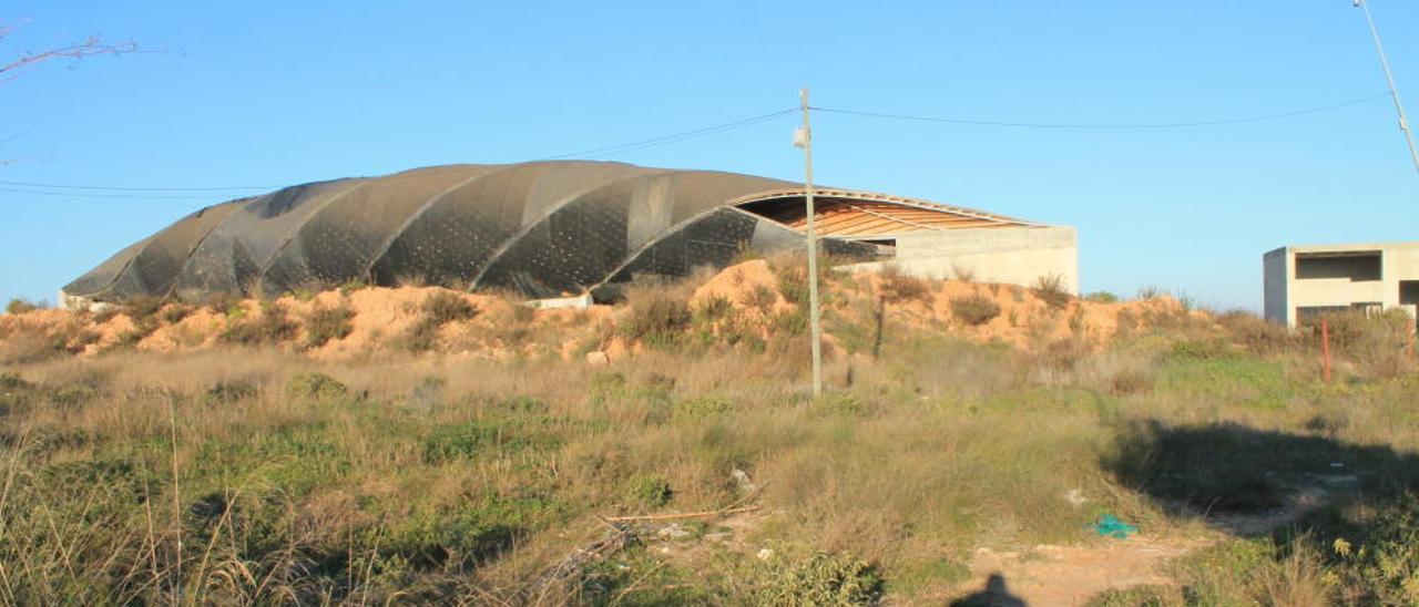 Torrevieja busca apoyo del Consell para demoler el balneario de lodos en ruina