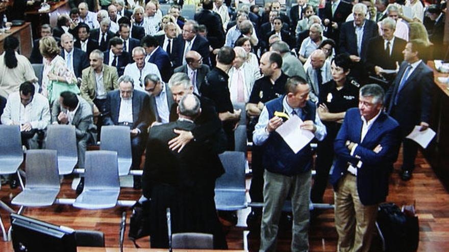 Acusados del caso Malaya durante el juicio.