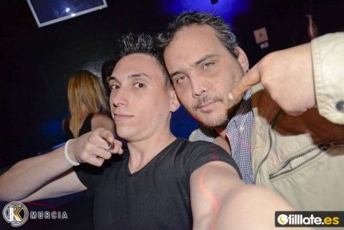 Concierto de Miguel Saez y Mario Mendes en discoteca KMurcia