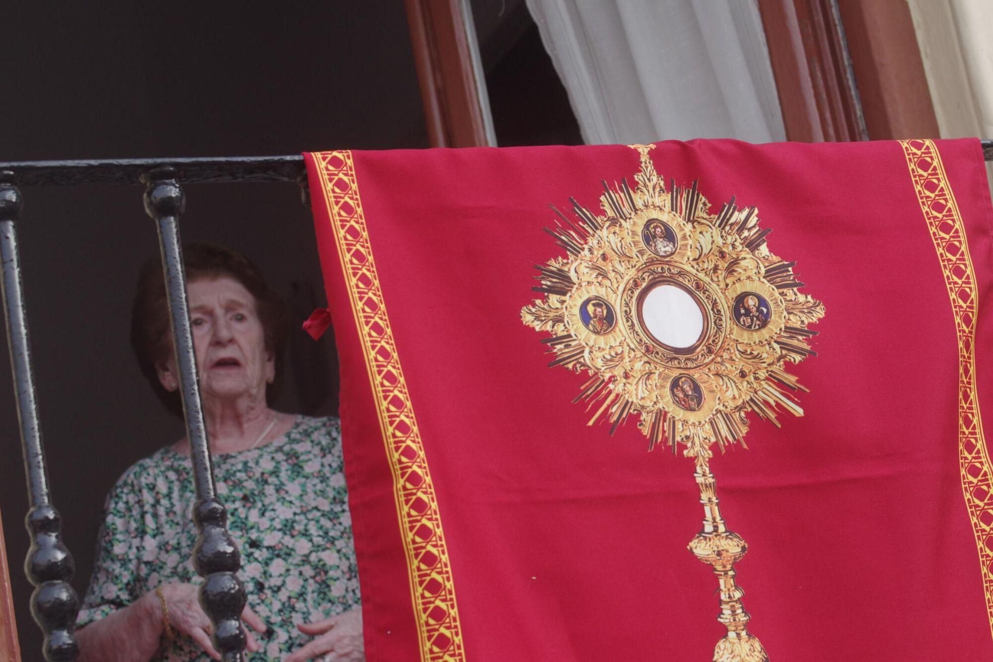 Imágenes de la procesión del Corpus, en Pedregalejo