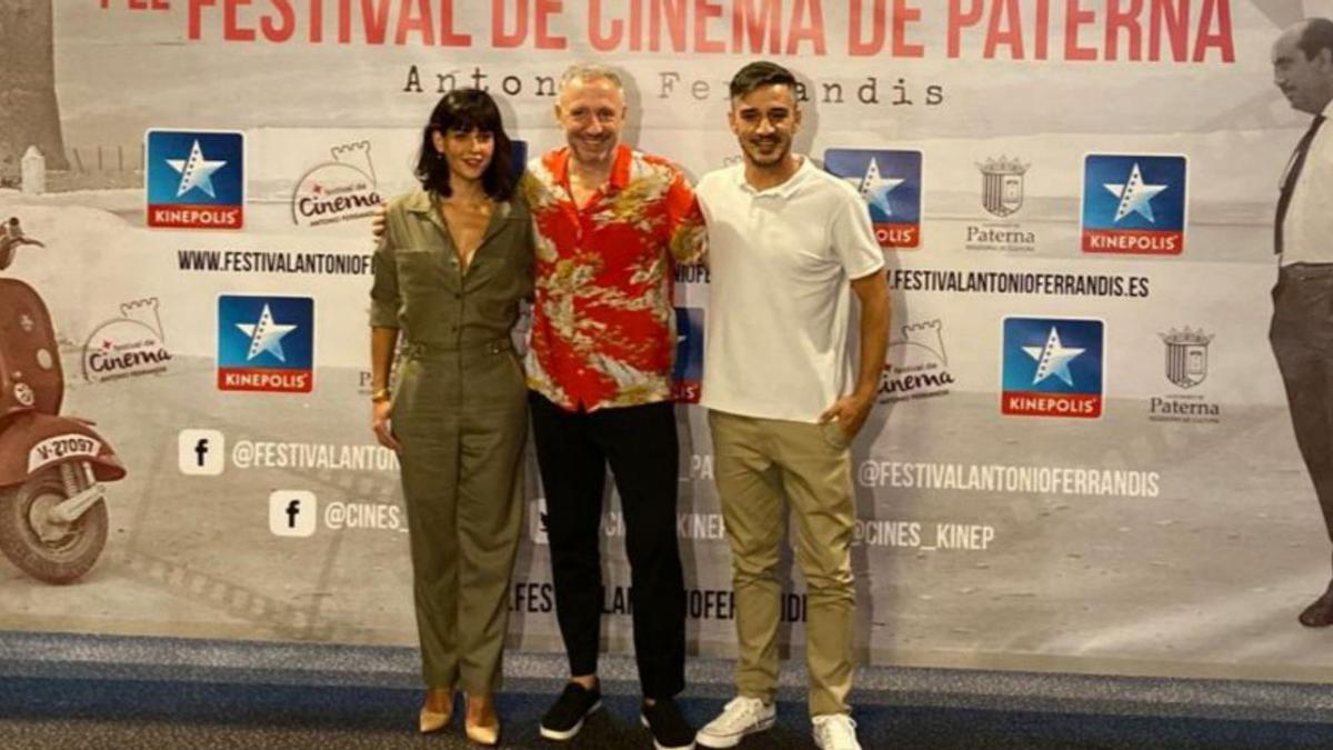 El turismo capilar da el salto al cine en «Por los pelos»