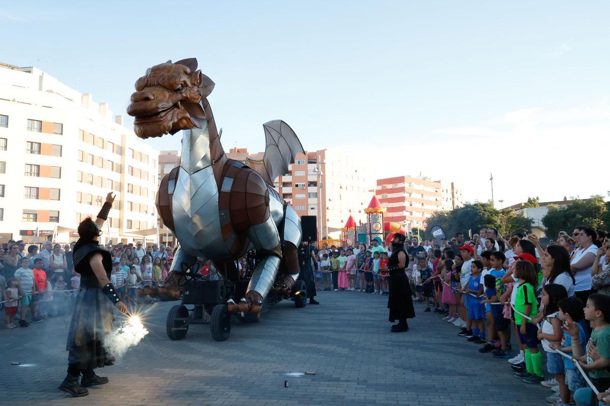 Mislata cierra con éxito la XII edición del MAC, consolidado como referente cultural de las artes escénicas en la calle.