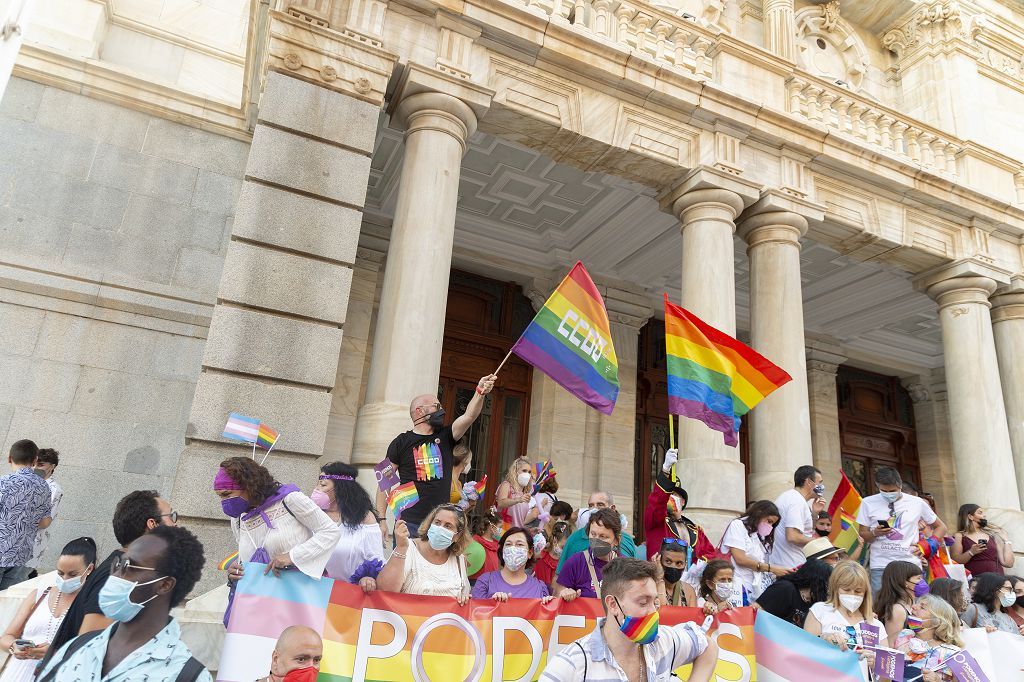 Marcha del colectivo LGTBI+ en Cartagena.