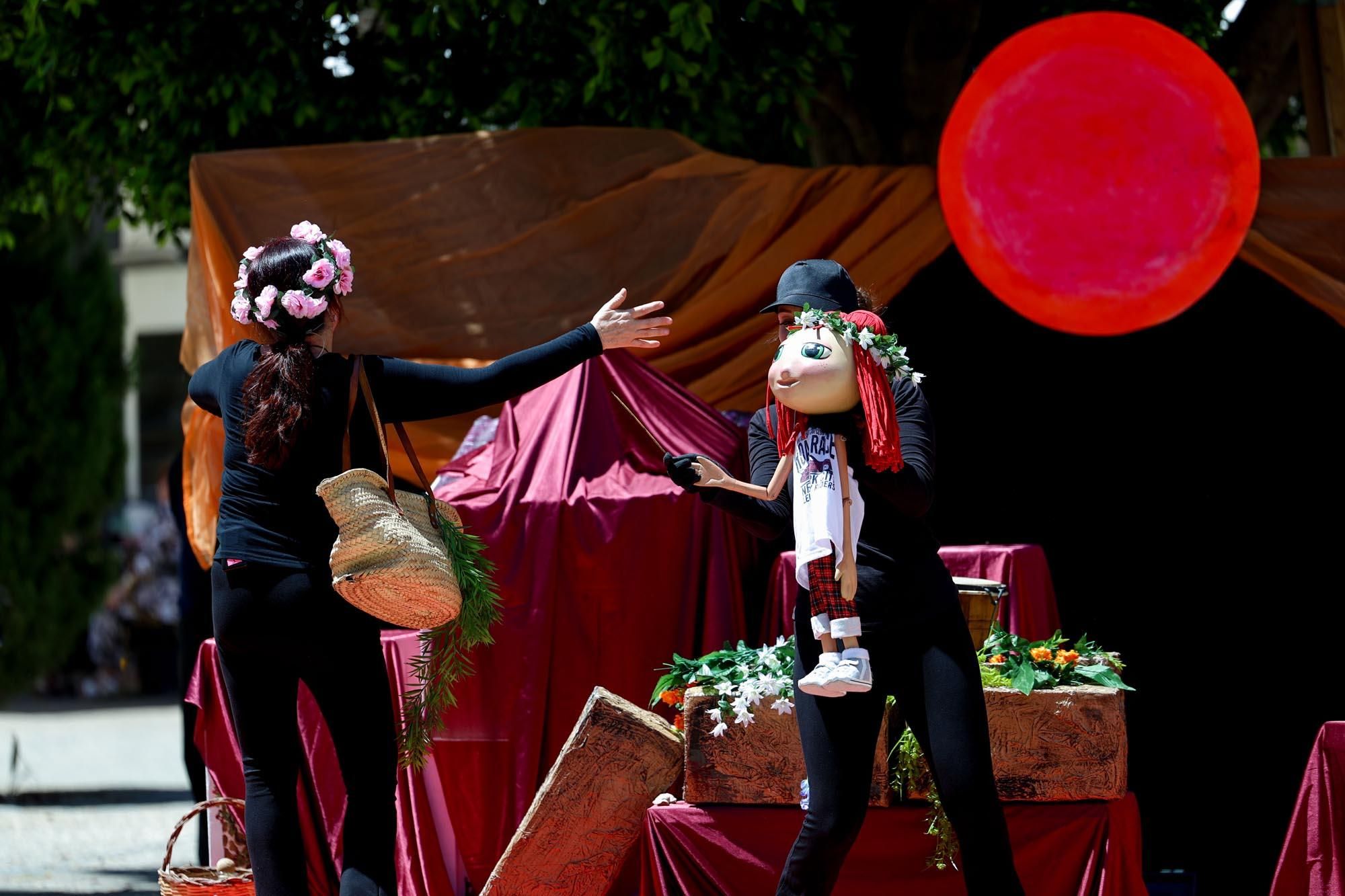 Los escolares de Ibiza visitan la feria Eivissa Medieval