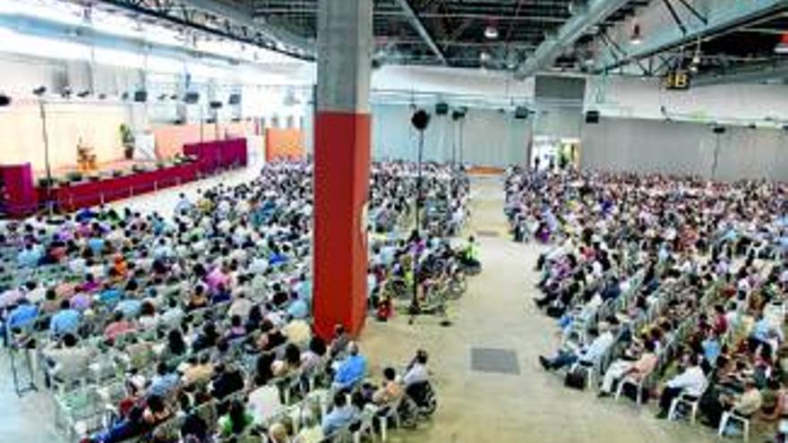 Más de 2.200 testigos de Jehová se reúnen en Ifeba