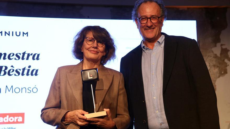 Imma Monsó s&#039;endú el 7è Premi Òmnium a la Millor Novel·la de l&#039;Any amb ‘La mestra i la Bèstia’