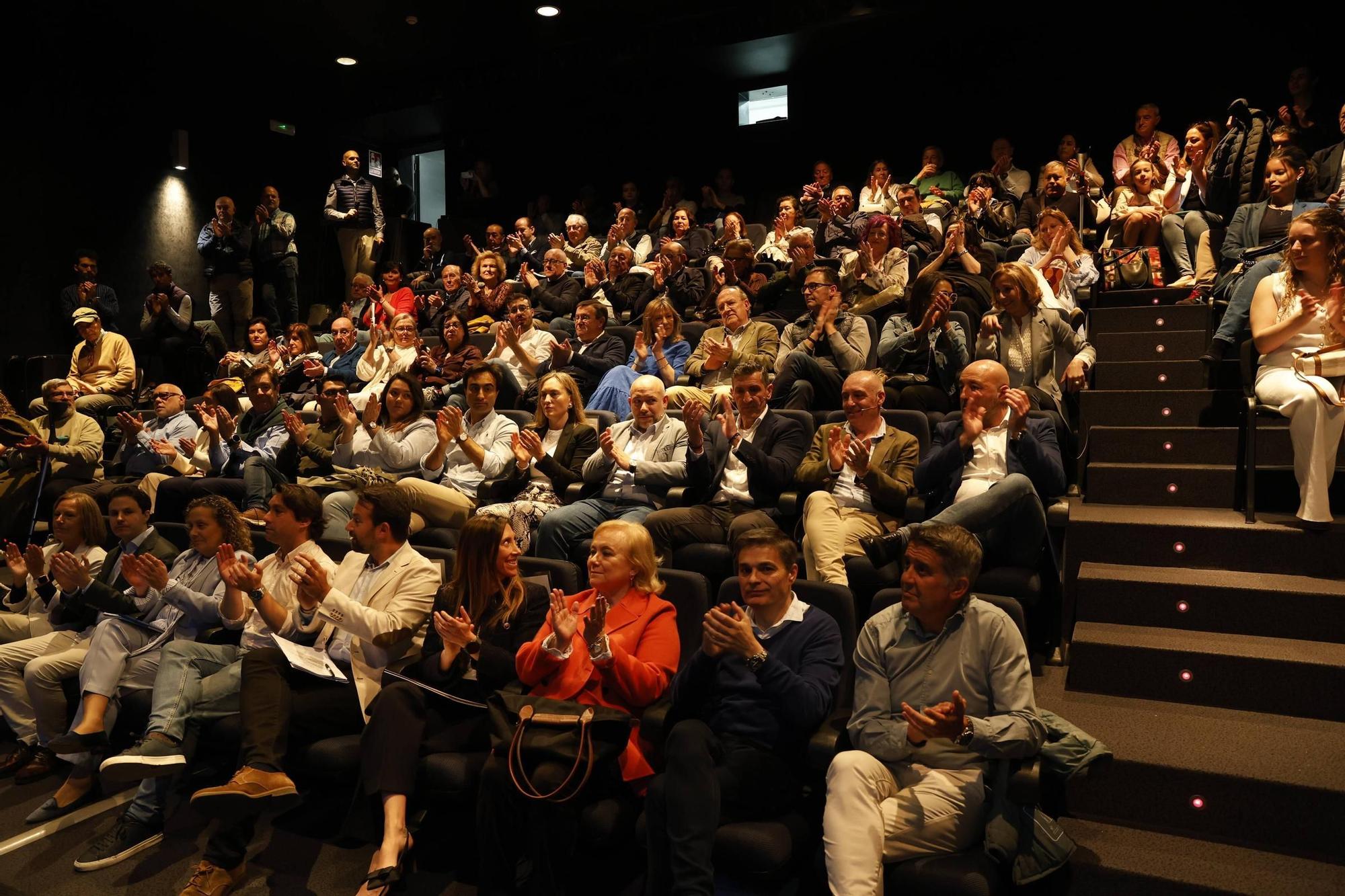 La convención del PP de Gijón por los dos años de gobierno, en imágenes