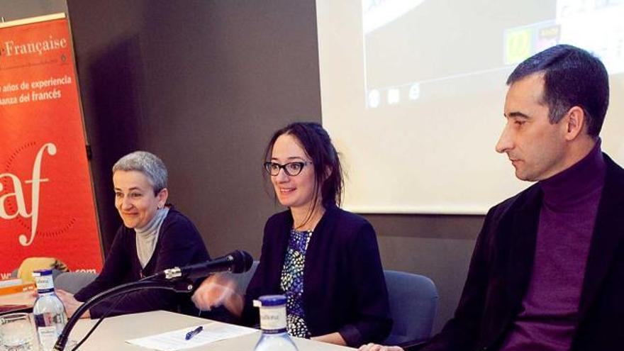 Marta Macho-Stadler, Sabrina Clemente y Francisco González.