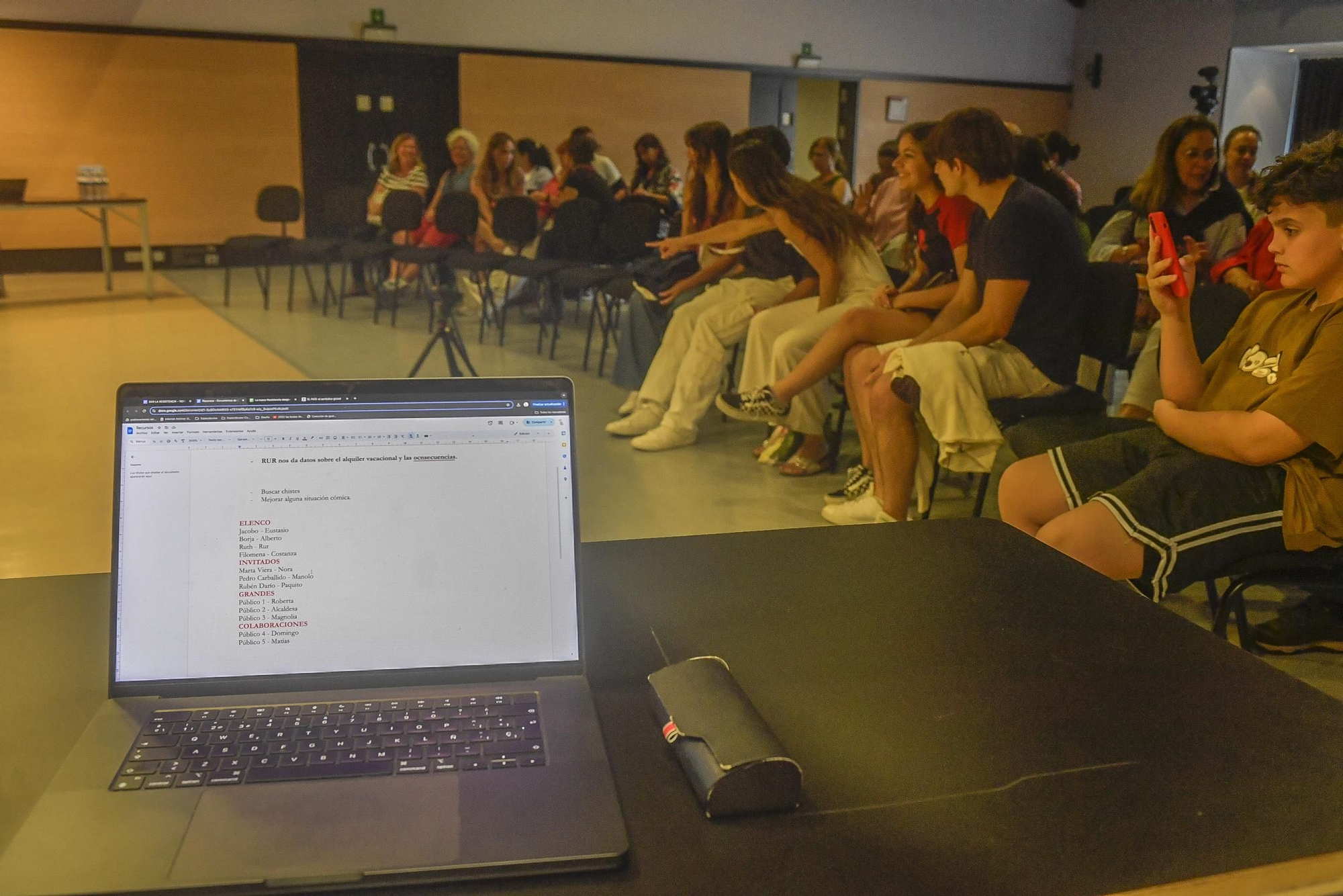 El Teatro Pérez Galdós acoge la lectura de la obra 'Bar La Resistencia'