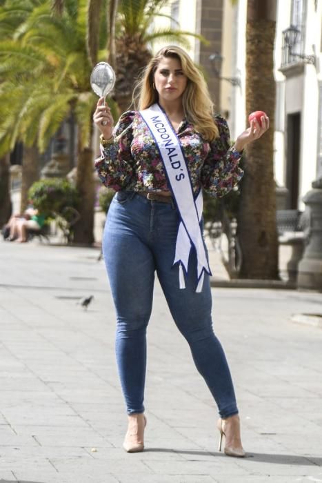 14-02-20 LAS PALMAS DE GRAN CANARIA. PLAZA DE SANTA ANA. LAS PALMAS DE GRAN CANARIA. CARNAVAL 2020. Candidata a Reina del Carnaval. Entrevista a Susana Bianca.    Fotos: Juan Castro.  | 14/02/2020 | Fotógrafo: Juan Carlos Castro