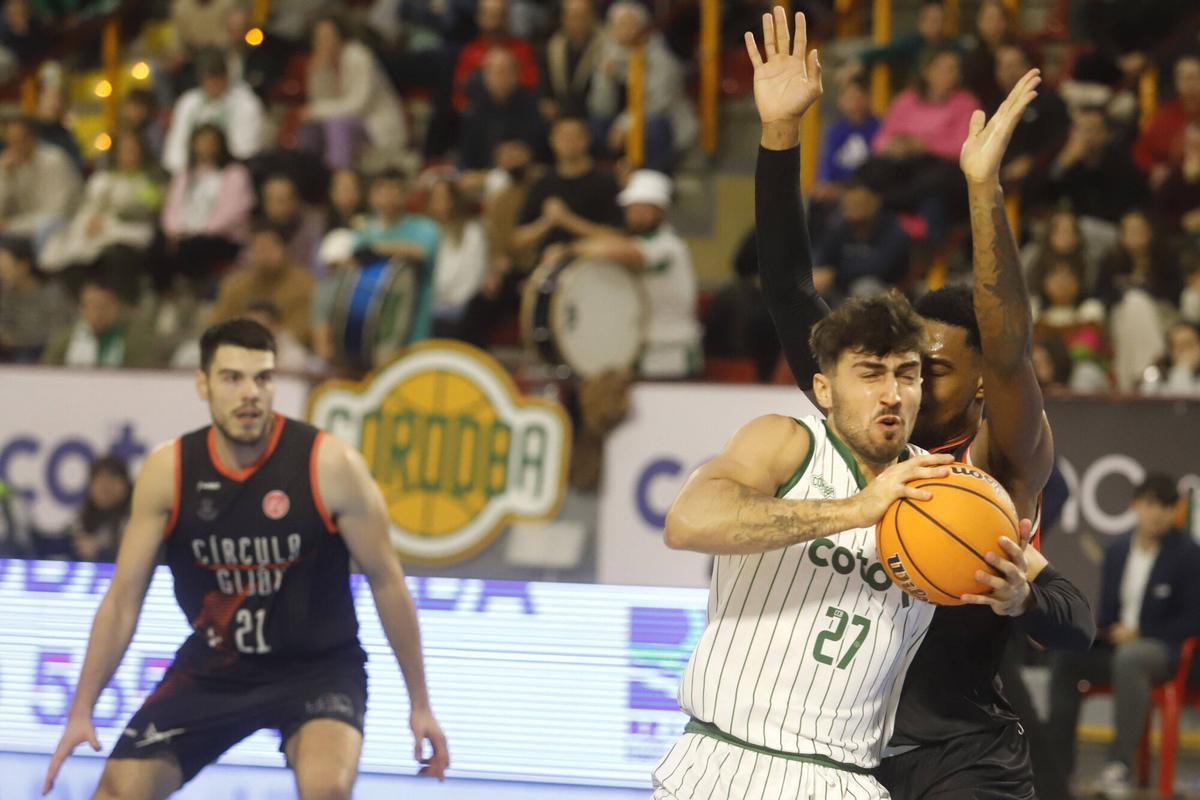 El encuentro Coto Córdoba de Baloncesto - Círculo Gijón, en imágenes El encuentro Coto Córdoba de Baloncesto - Círculo Gijón, en imágenes
