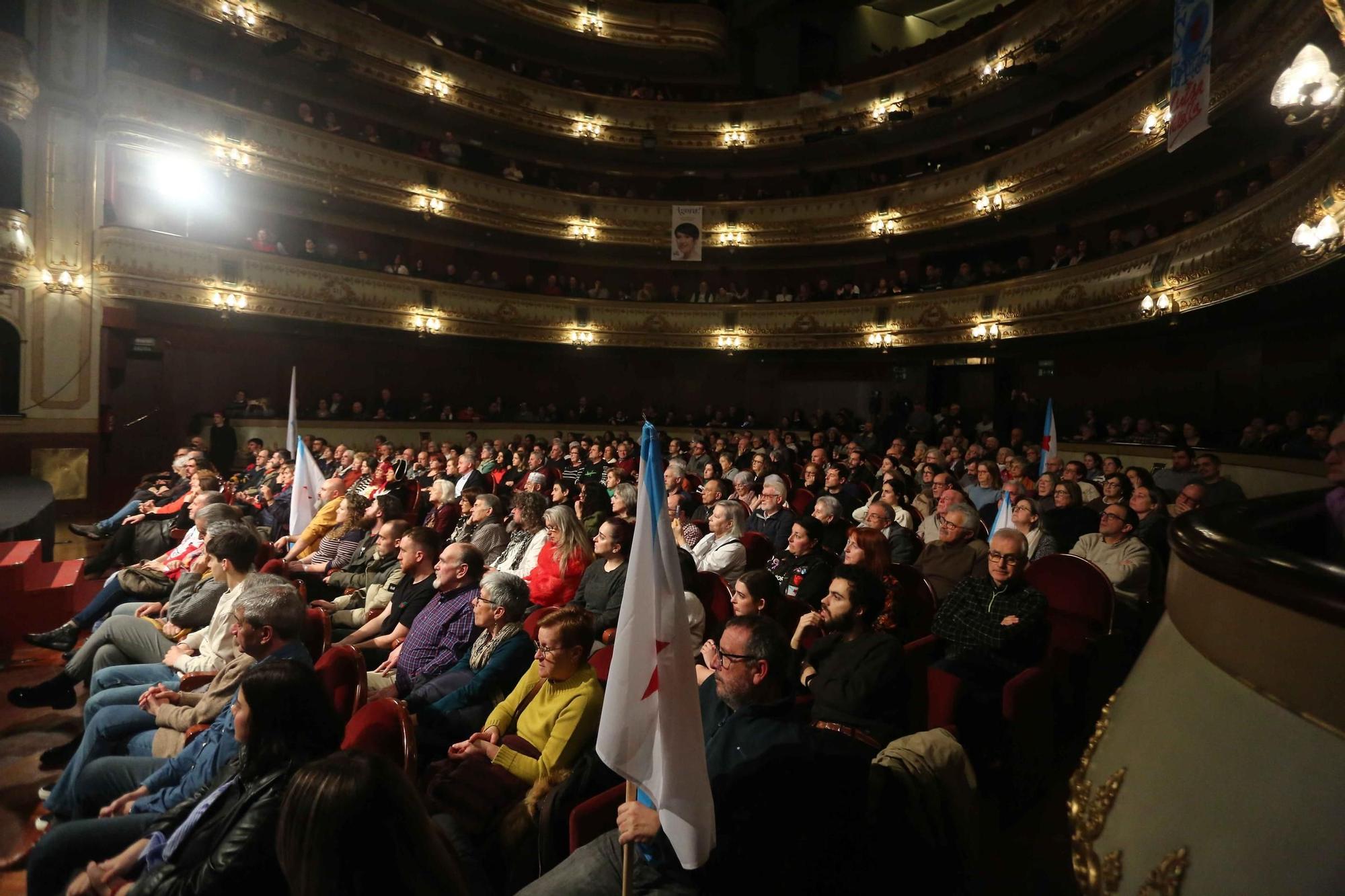 Mitin del BNG en el teatro Rosalía de Castro de A Coruña