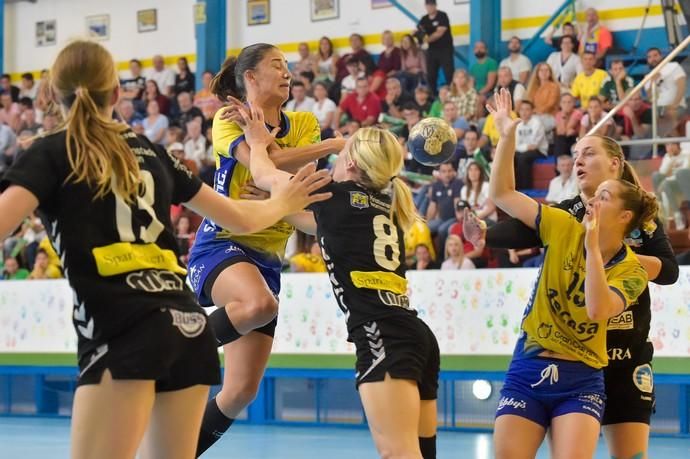 07-04-2019 TELDE. Ida de las semifinales de la Challenge Cup entre el Rocasa de Gran Canaria y el Kristianstad Handboll de Suecia  | 07/04/2019 | Fotógrafo: Andrés Cruz