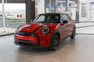 Mini Marcos Automoción lanza una promoción especial en la gama electrificada de Mini