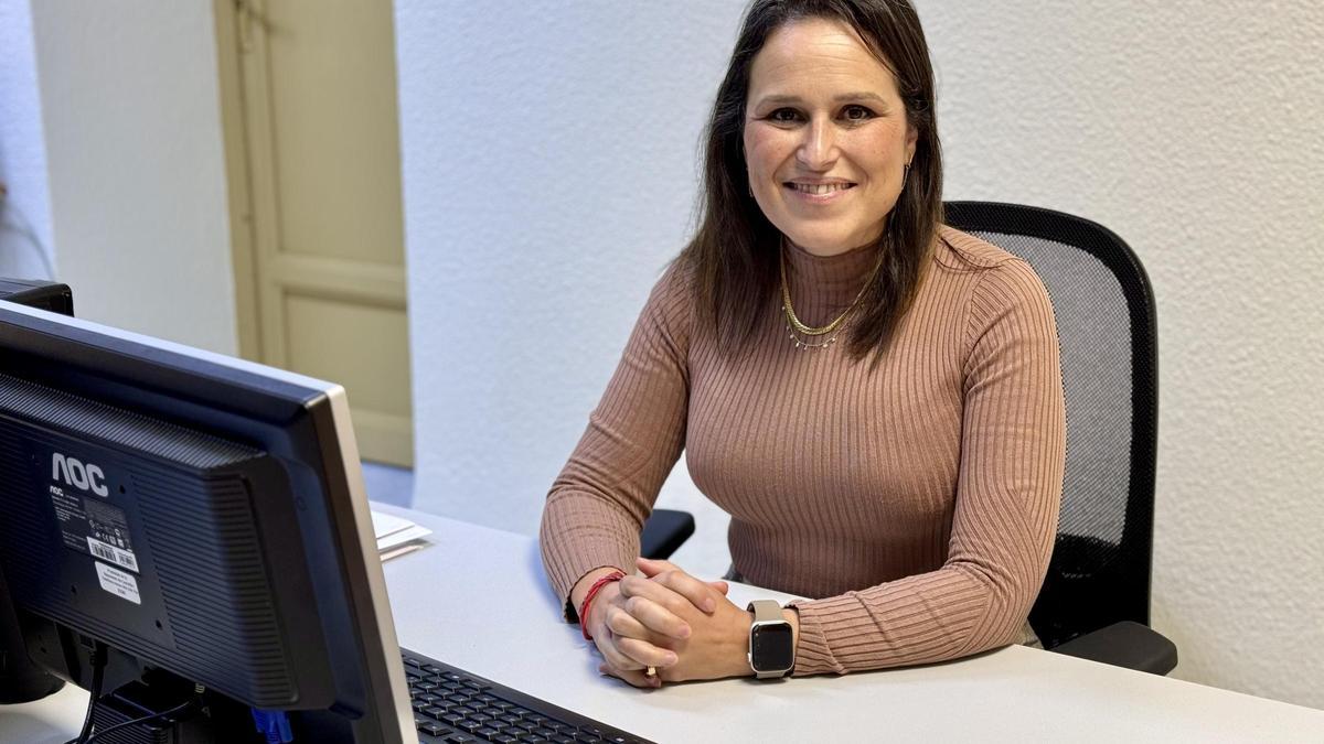 El PSPV-PSOE de Almassora ha instado a la alcaldesa del PP, María Tormo, a prestar la asistencia necesaria a los trabajadores y trabajadoras de la residencia municipal para que no tengan que devolver el incremento de sus salarios que el Ayuntamiento ha dejado sin efecto.