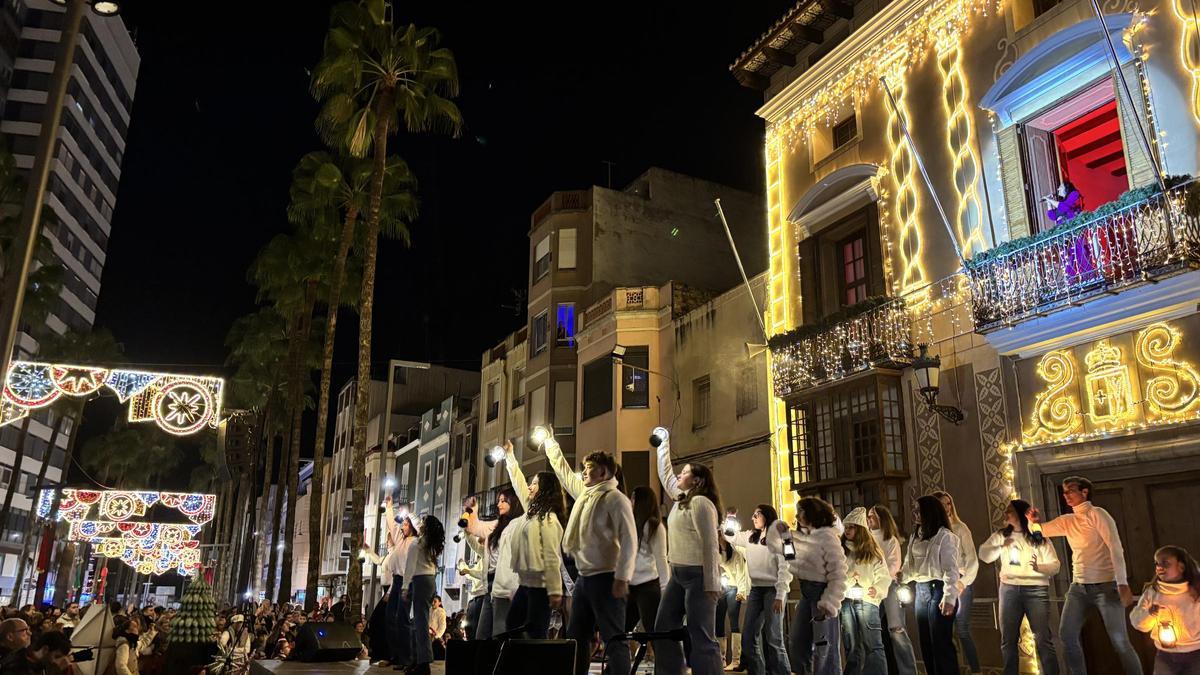 Encendido de la iluminación navideña en Benicarló