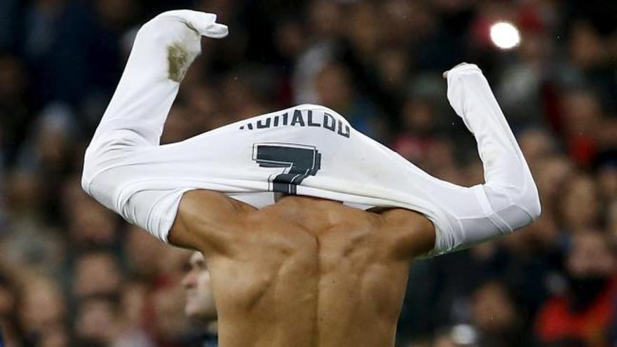 Cristiano Ronaldo sufre una sobrecarga y será baja contra el Rayo Vallecano