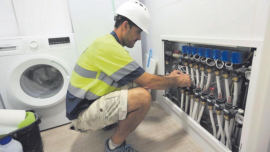 Die Wohnungen in Castellón fallen bei der Energieeffizienz durch: höherer Verbrauch und schlechtere Reaktion auf Hitze