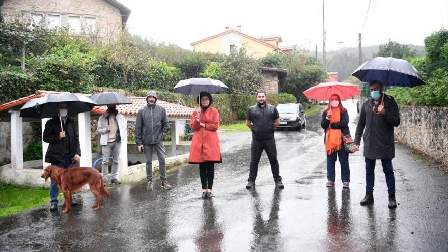 Una veintena de vecinos de Orro ratifican los problemas de agua que negó el alcalde
