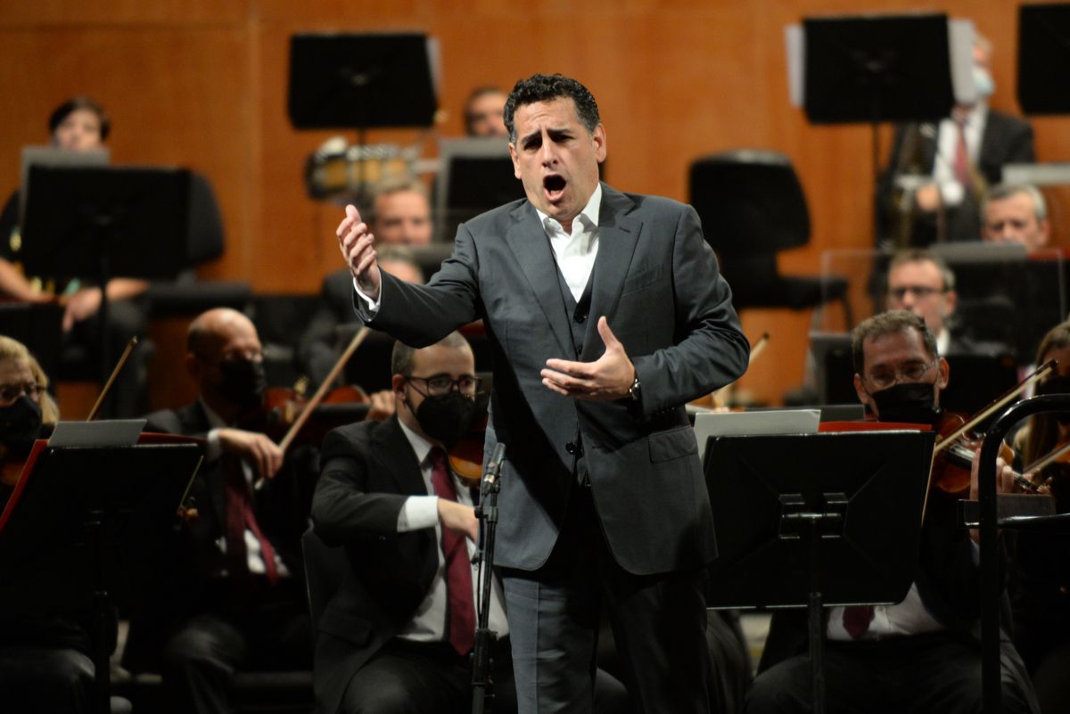 Las imágenes del concierto de Juan Diego Flórez en el Teatro Cervantes