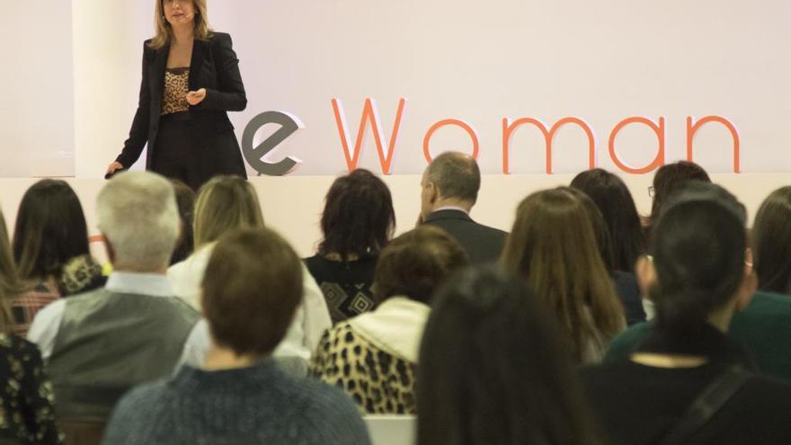 Uno de los instantes del evento eWoman celebrado en el Consejo Consultivo de Castilla y León.