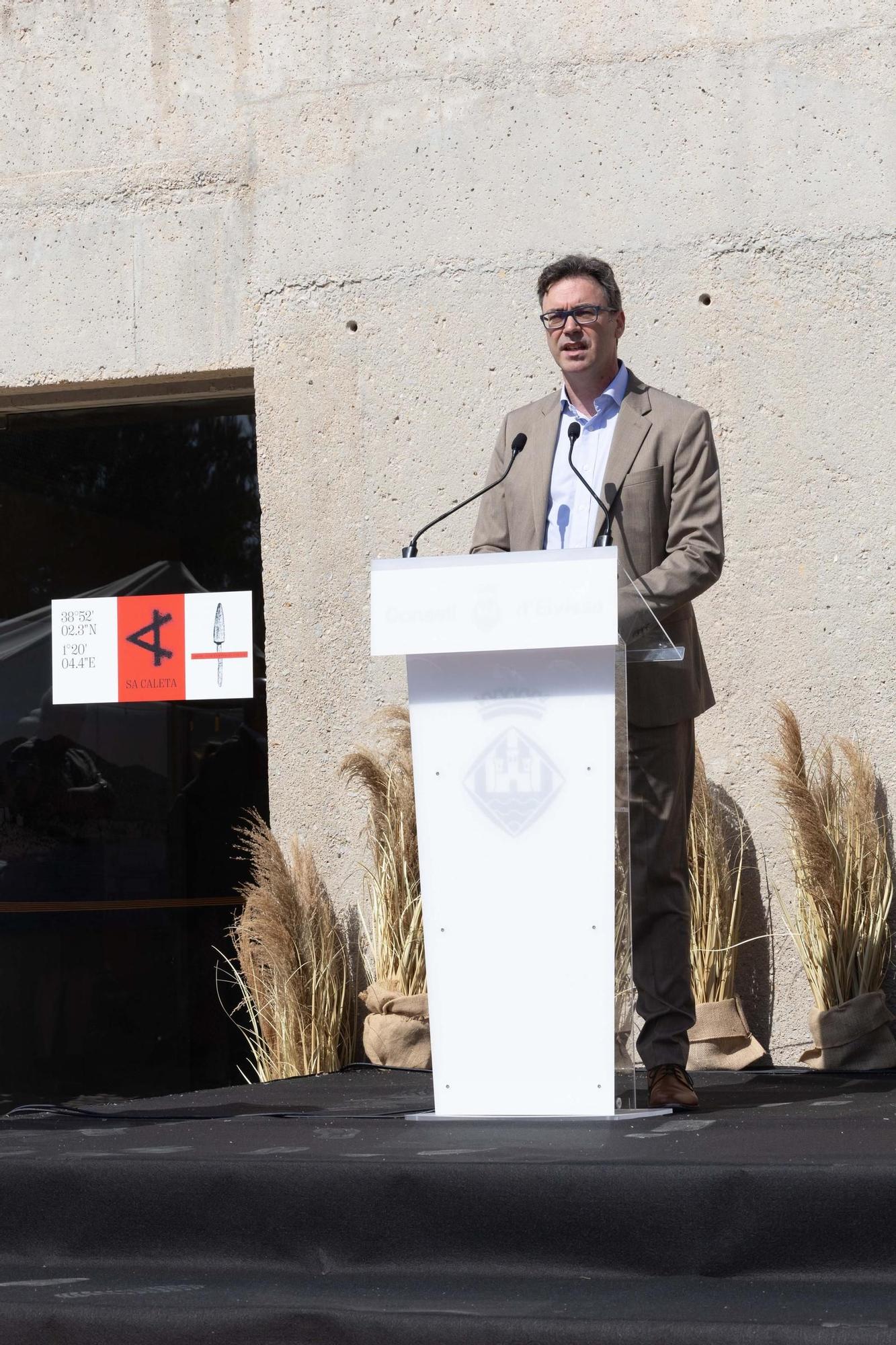Apertura del Yacimiento Fenicio de Sa Caleta