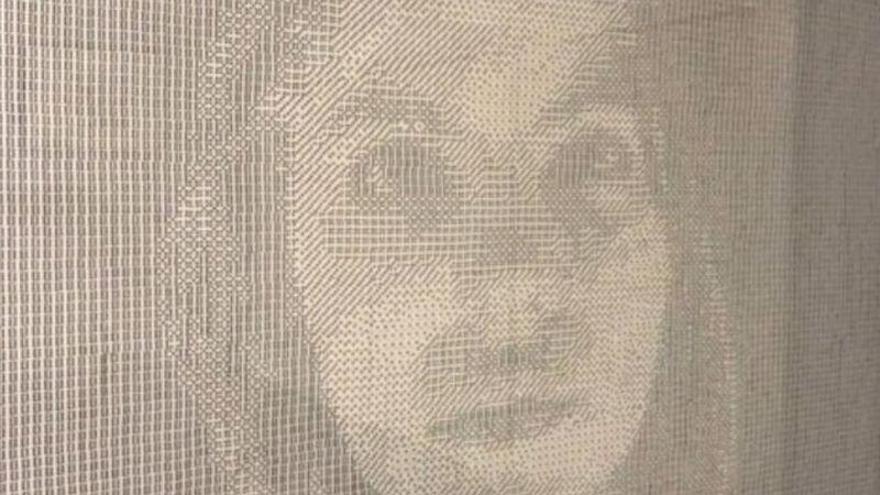 El increíble retrato de un artista hecho con 13.000 dados y mucha paciencia