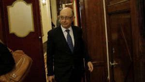 Res passa,  tot queda