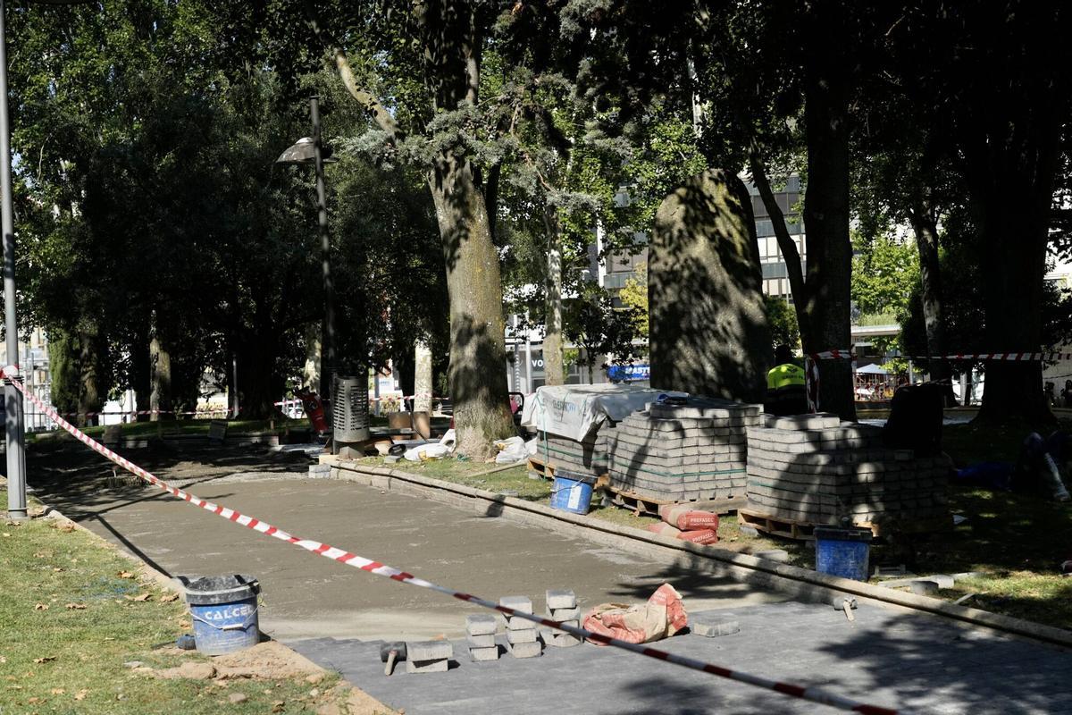 Obras y parque infantil plaza de la Marina de Zamora