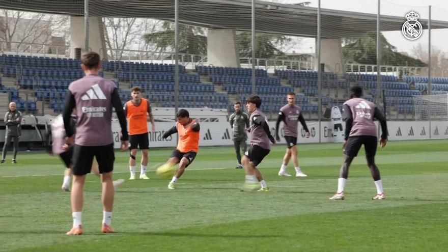 Asencio vuelve con el grupo; Alaba y Camavinga, dudas para Vigo