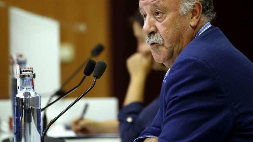 Del Bosque ayer en rueda de prensa.