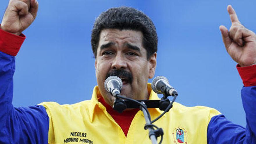 Nicolás Maduro carga contra Mariano Rajoy.