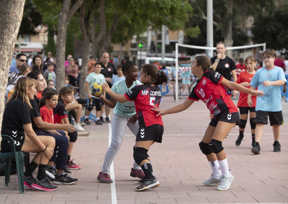 El BM Morvedre toma la calle en el Port de Sagunt