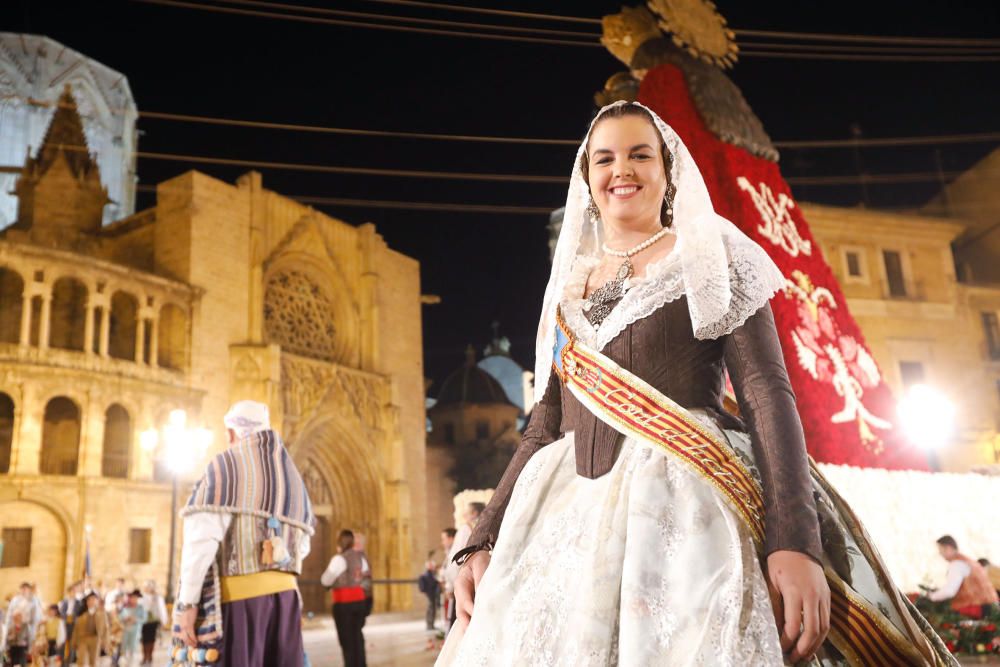 Desfile de Sandra Gómez en la Ofrenda