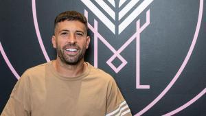 Jordi Alba: "Em motiva més l’Hospi que continuar jugant. Tant de bo el portem a Primera" Jordi Alba: "Em motiva més l’Hospi que continuar jugant. Tant de bo el portem a Primera"