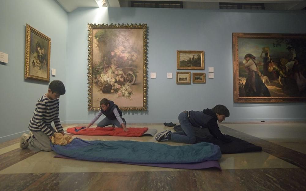 'Noche en los museos' con niños en el Mubam