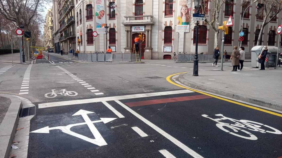 Continua l’ampliació i millora de la xarxa de carrils bici de Barcelona Continua l’ampliació i millora de la xarxa de carrils bici de Barcelona