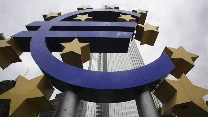 El euro cumple 20 años y sigue como segunda moneda global pese a desequilibrios