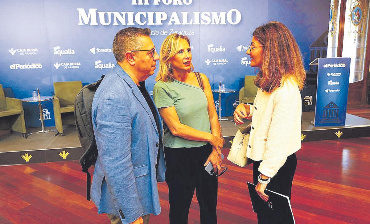 Nicolás Espada y Cristina Sánchez conversan con Beatriz Valverde.