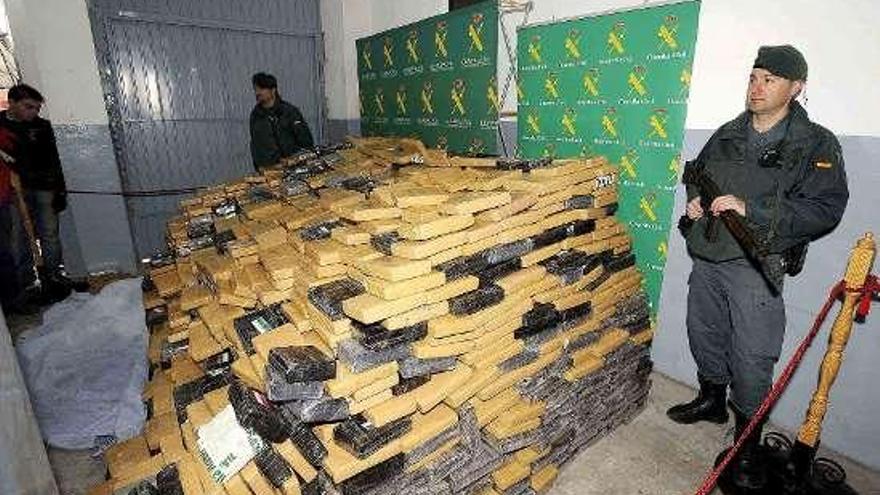 Interceptan más de 4.000 kilos de coca en Elche,  el mayor alijo terrestre de los último 12 años