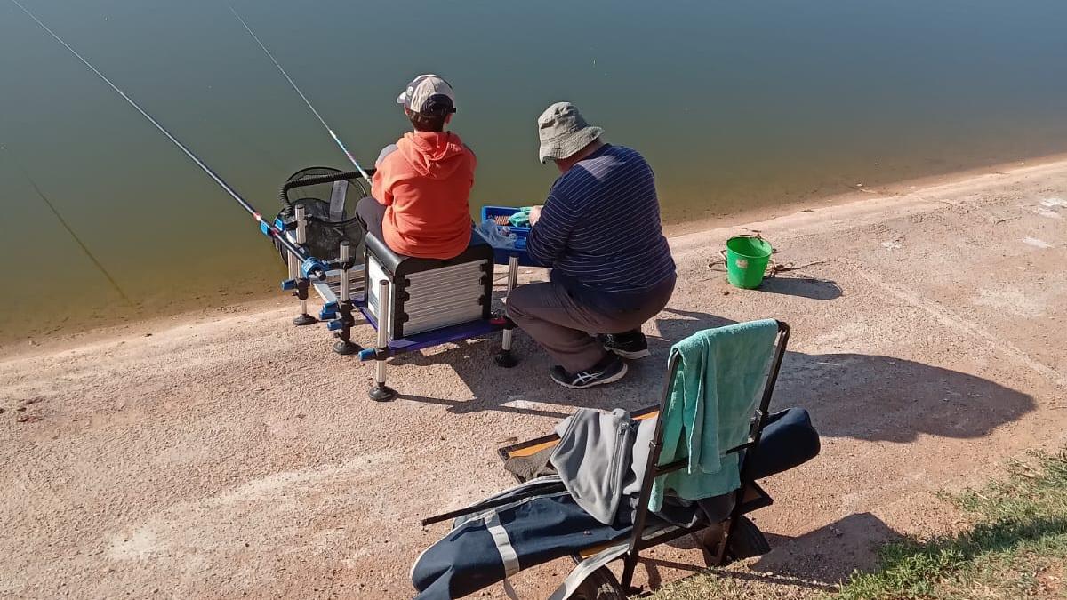 Pescadors al llac de l'Agulla