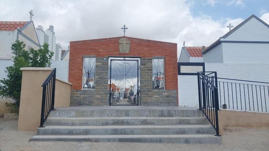 Avisos de exhumación y deudas de una década: El cementerio de Corvera en Murcia se pone firme con el plazo para domiciliar la cuota
