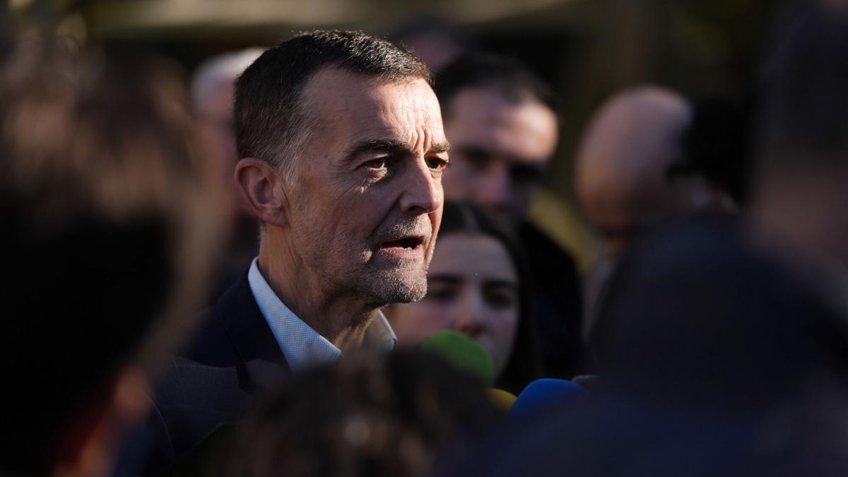 El coordinador federal de Izquierda Unida (IU), Antonio Maíllo, el pasado viernes confirmando su candidatura a la presidencia de la Junta de Andalucía.