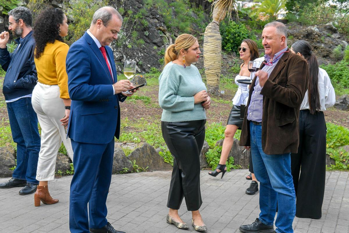 Brindis del presidente del Cabildo en el Jardín Canario