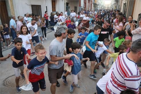 Toros, encierro infantil y diversión en Almassora