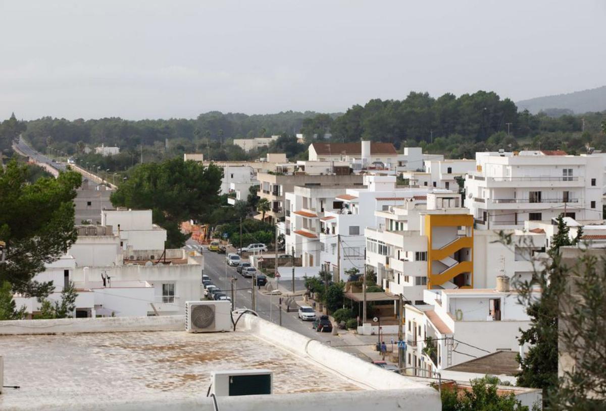 Interior del nuevo vehículo 4x4 de Protección Civil. | JA RIERA