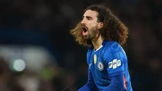 Cucurella sorprende al elegir al mejor jugador español de la historia: "Era muy 'show'"