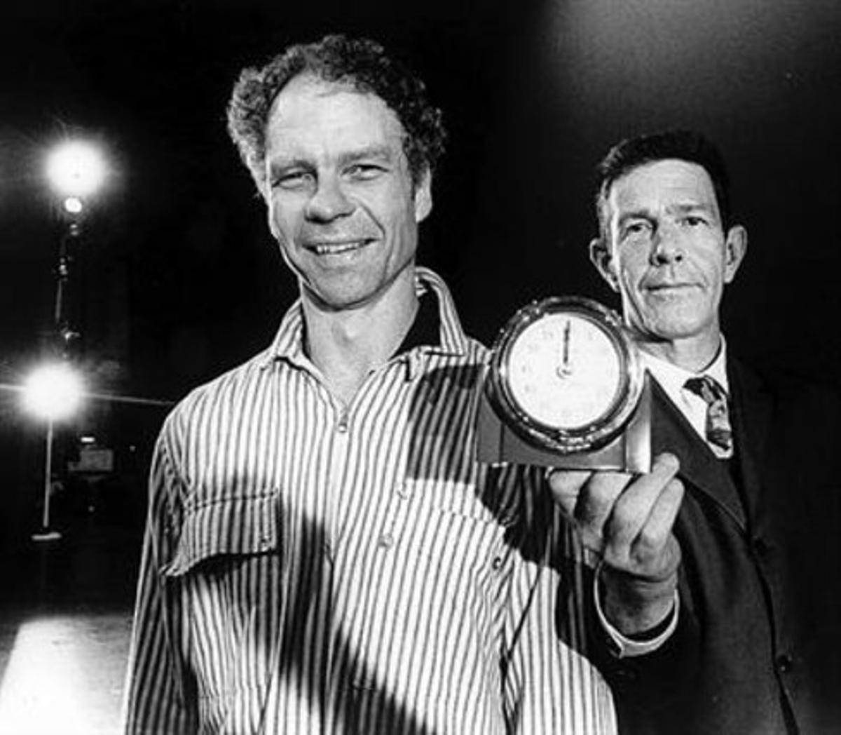 Merce Cunningham i, al darrere, John Cage. Merce Cunningham i, al darrere, John Cage.