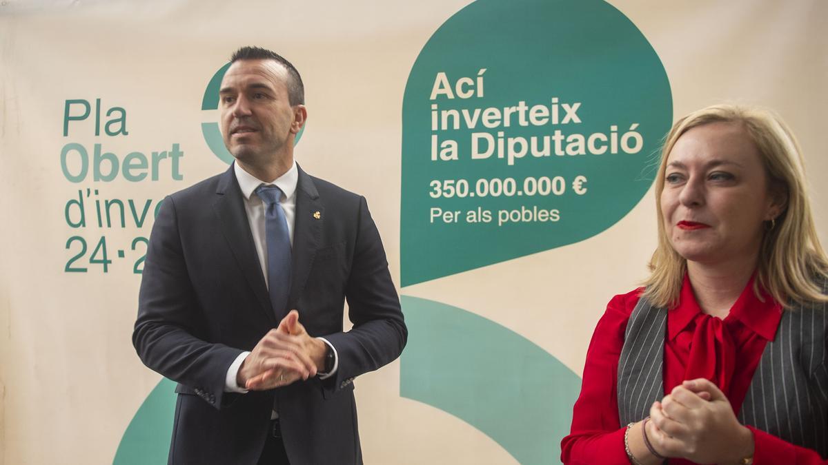 El presidente de la Diputación, Vicent Mompó y la vicepresidenta, Natàlia Enguix.